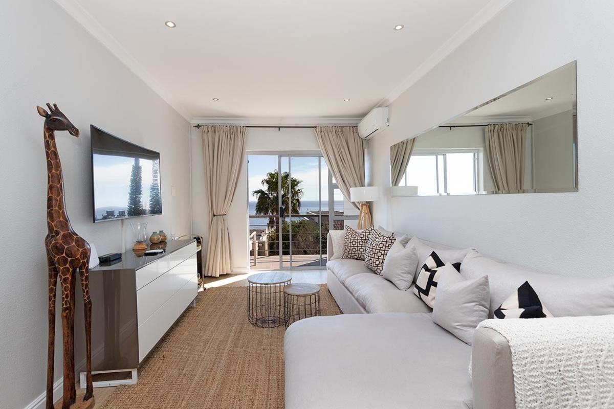 Stunning Sea View Apartment - Camps Bay Cidade Do Cabo Exterior foto